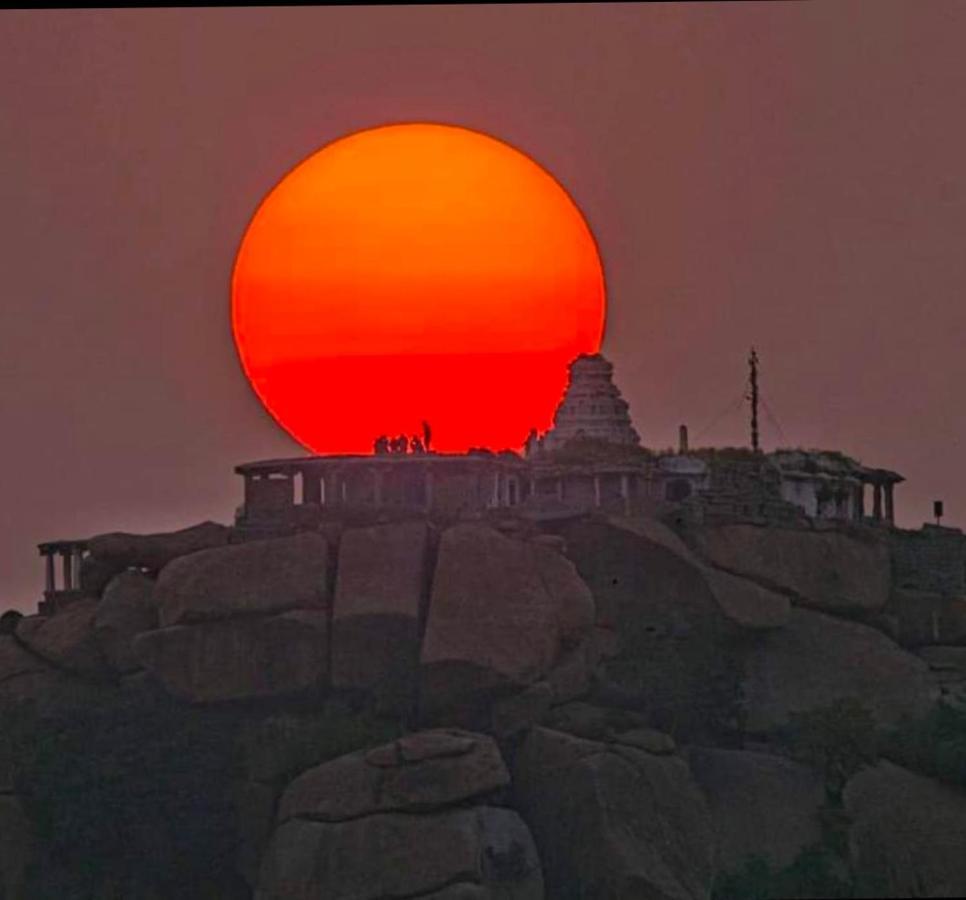 Vicky'S Home Stay Hampi Dış mekan fotoğraf